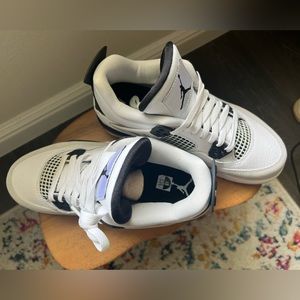 Jordan Retro Military Black GS